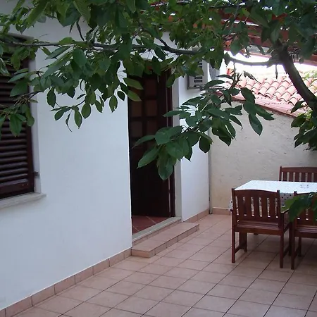 Apartments Jadranka Pula Exterior photo